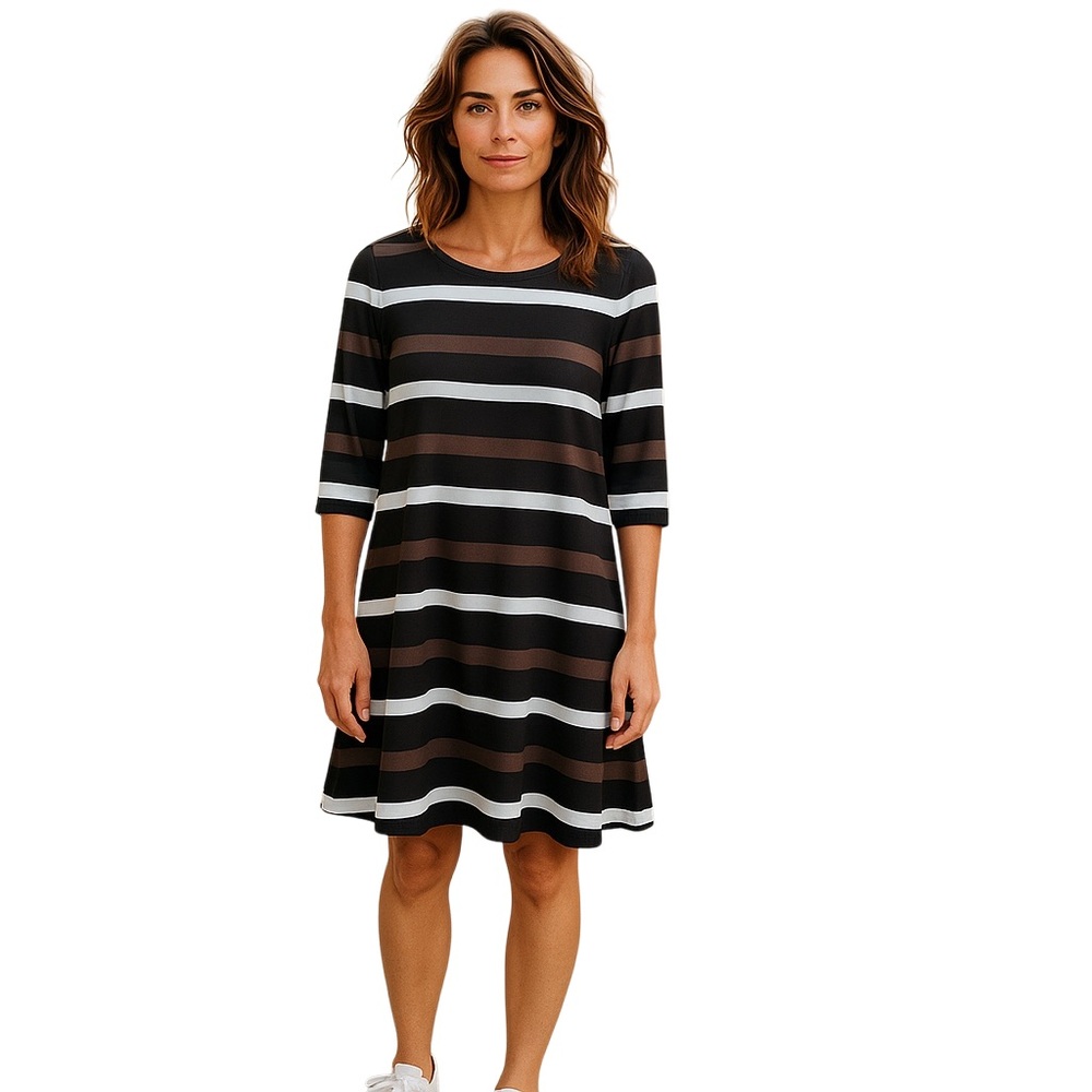 Shelby & Palmer Ruffle Hem dress